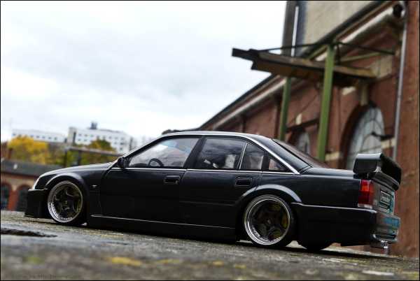 1:18 Opel Omega EVO 500 Irmscher / ETABETA - ALUFELGEN = inkl OVP